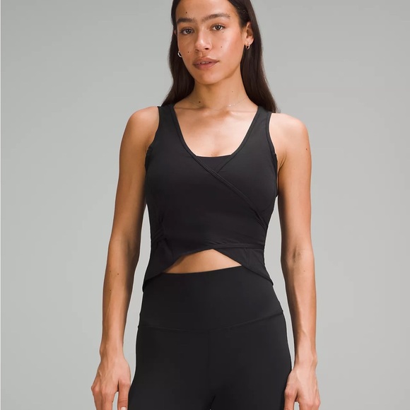 Lululemon It’s A Tie Tank in Splatter Dye Black - Picture 3 of 6